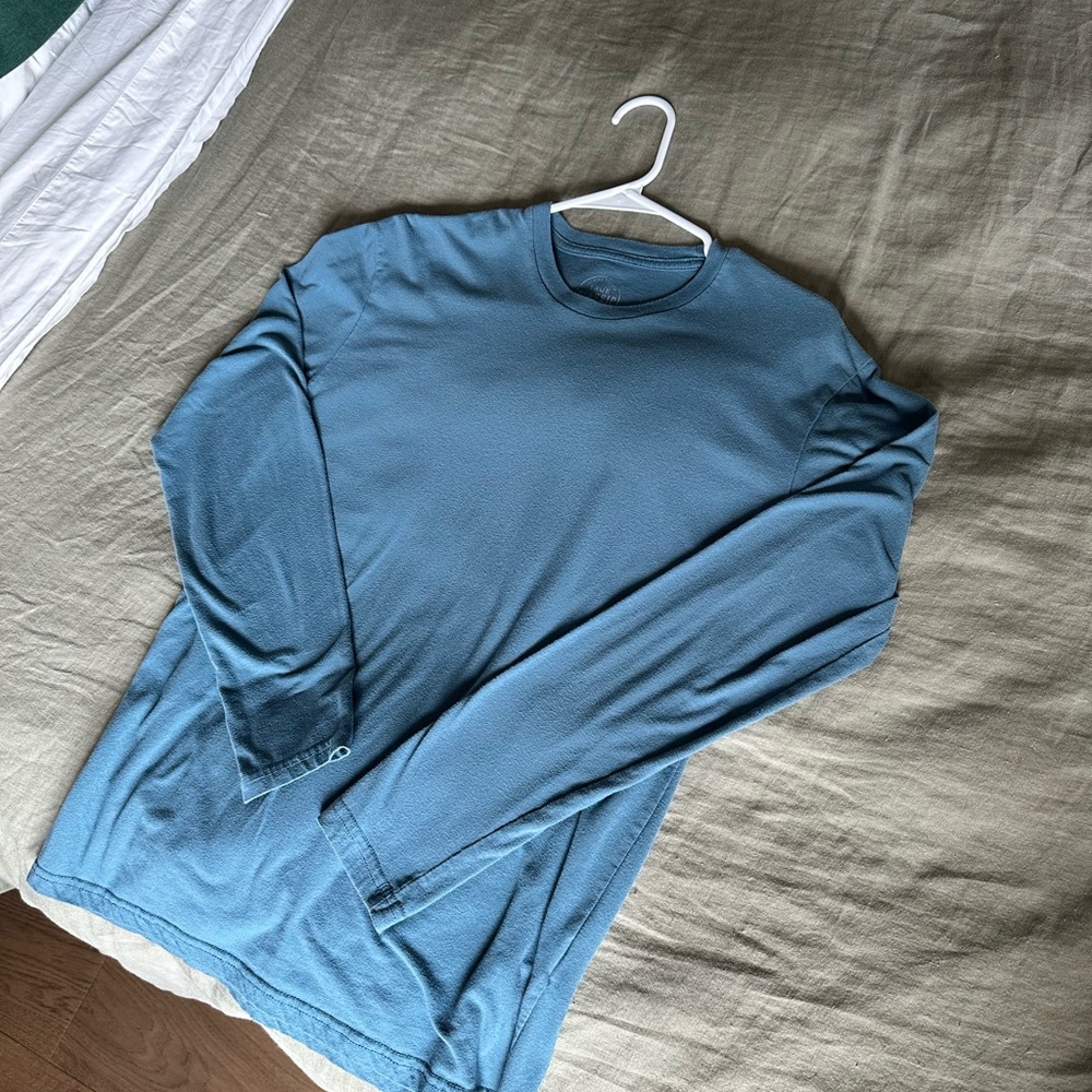 True Classic Long Sleeve Crew Neck Tee – Blue Slate – Men’s Size Medium